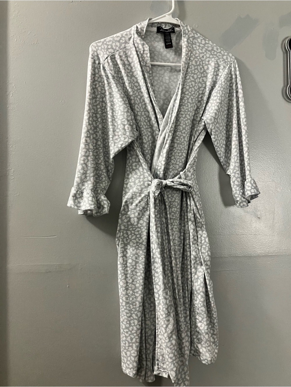 Light Gray Leopard-Print Wrap Robe with Self Tie